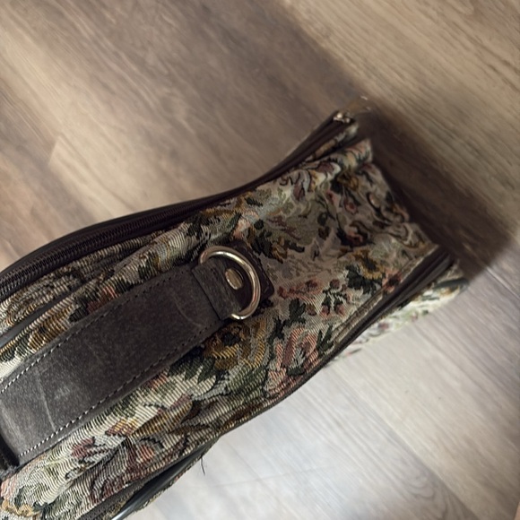 Floral Tapestry Suitcase - Picture 10 of 13
